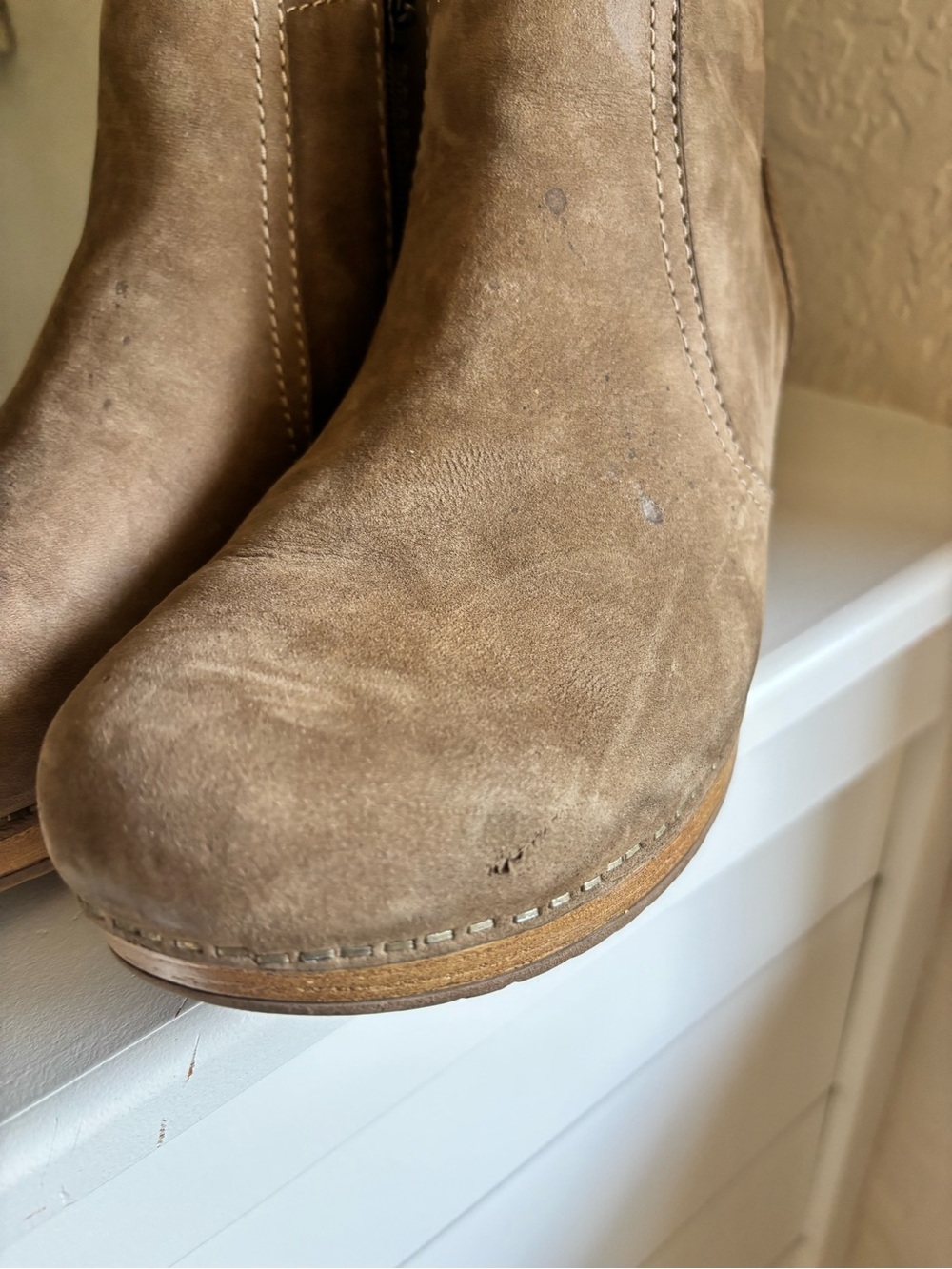 DANSKO Women's Tan Nubuck Leather 'Barbara' Ankle Boots Size 40 US 9.5/10 - Picture 9 of 16
